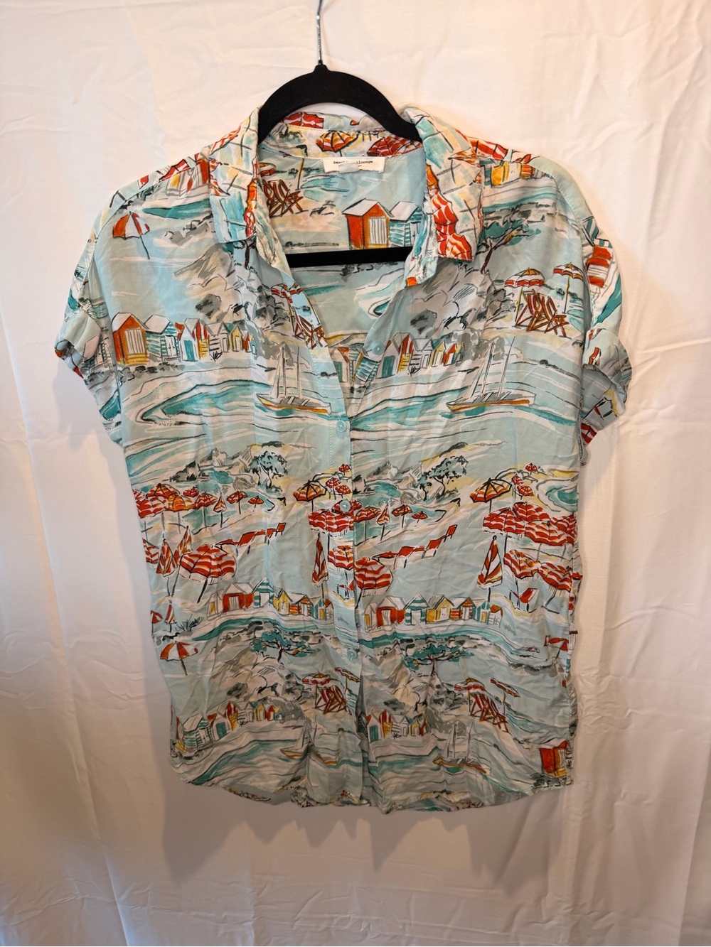 beachlunchlounge Light Blue Beach-Print Button-Down Shirt with Red Accents